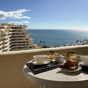 the-kingfisher-club-benal-beach.1costadelsol.com/